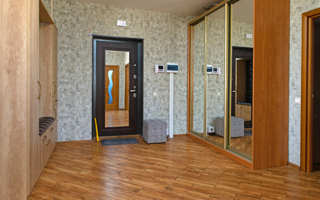 Квартира Трехкомнатная Kravc Group рядом с автовокзалом