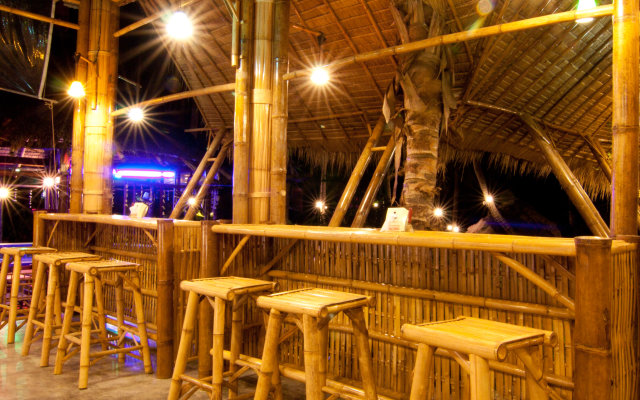 Charm Churee Villa Hotel & Resort