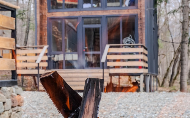 Шале Aishah House