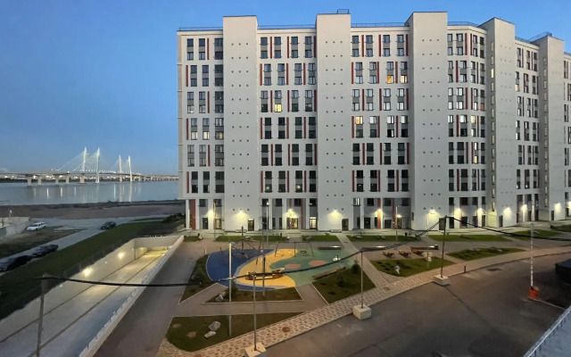 Yevrodvushka U Morya Flat