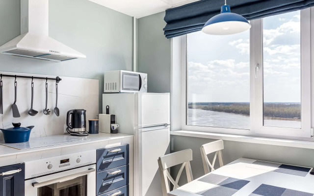 Квартира на набережной с видом на реку