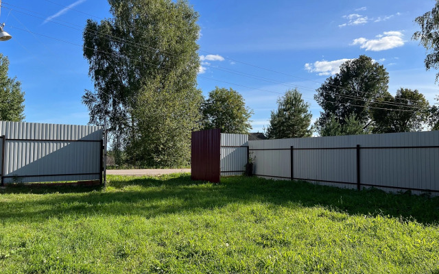 Частный дом Деревенский на берегу озера