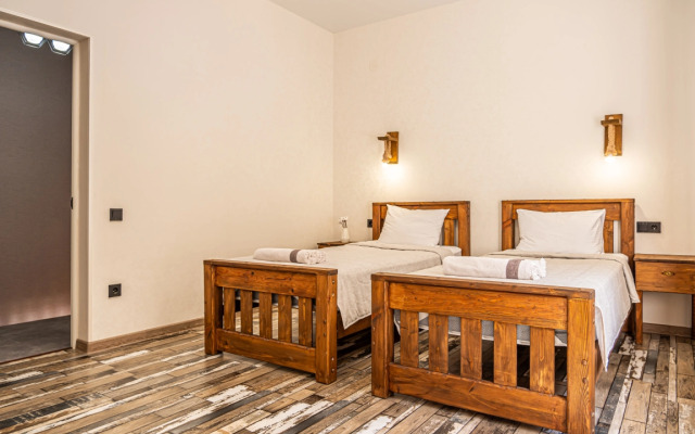 Вилла Семейная с Видом на Горы в Терсколе от Квартирукинг