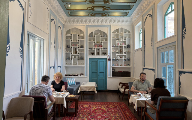 Usman Heritage Mini-hotel