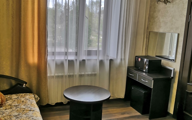 Gostinitsa Lesnaya