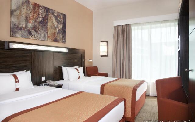 Holiday Inn Express Dubai Safa Park, an IHG Hotel (Travel Agency)