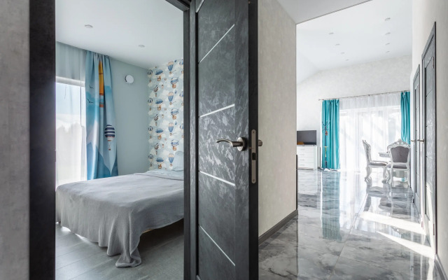 Частный дом Eliza Home с сауной в Раздолье