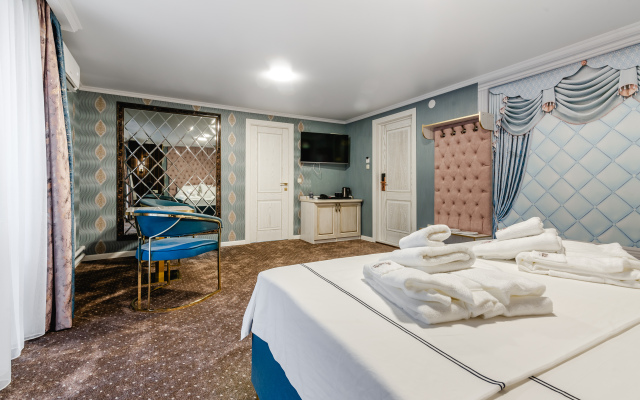 Rim Grand Hotel