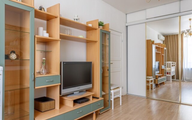 Three-Bedroom Apartment on Tverskaya