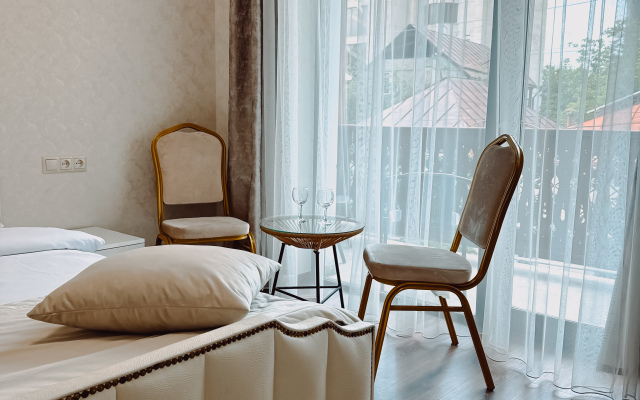 Armenia Hotel