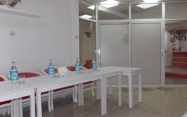 Landyish Hotel