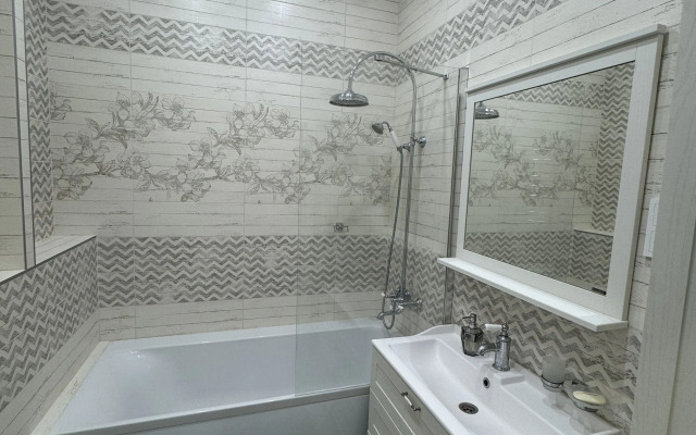 Stilnaya Yevrodvushka S Balkonom Apartments