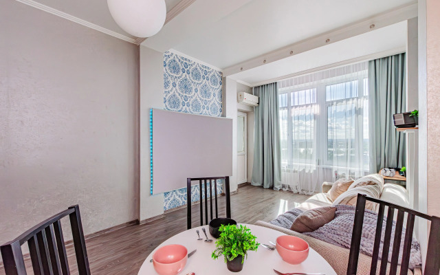 Апартаменты Кино в Жк Чистое Небо