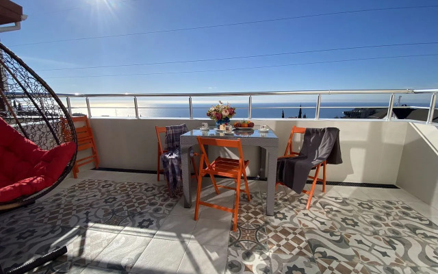 Na Natashinskoy Ulitse 2Zh Flat