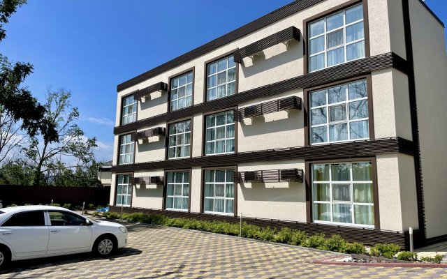 Glavnyij Guest house