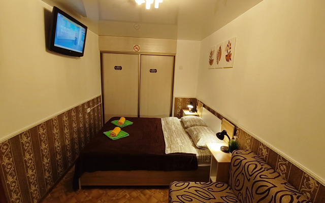 S Vidom Na Ploschad Pyat Uglov Flat