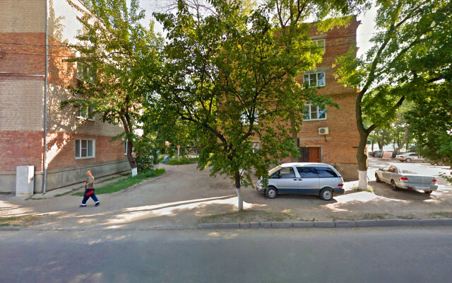 Holiday Rental Apartment on Nizhnesadovaya St.