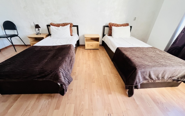 Bolshaya Kvartira V Tsentre Goroda Apartments