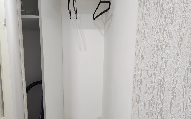 Na Avtovokzalnoy ulitse 6 Flat
