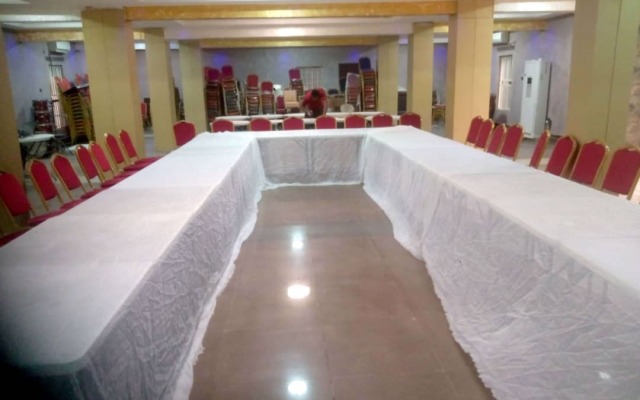 Larema International Hotels & Suites Asaba Hotel