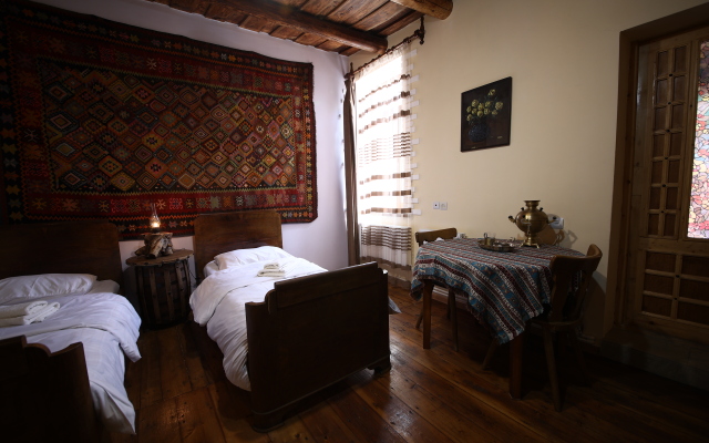 Alashkert Guest house