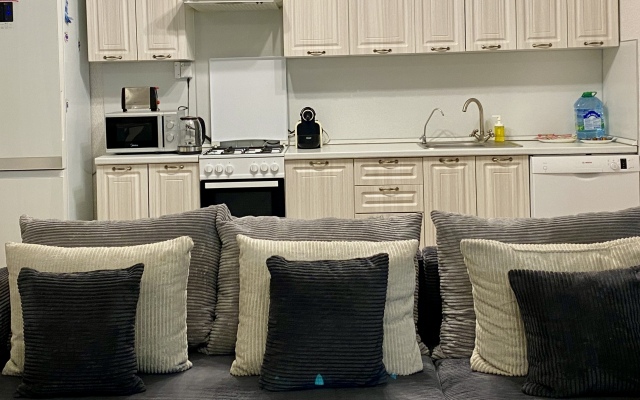 Comfort & Relax Home At Naberezhniy Apartments