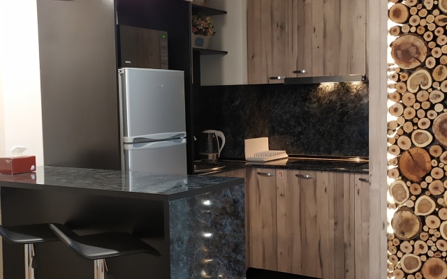 1BR Apt with pool &spa Alvina by Jazzy Apartments