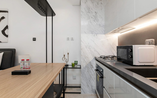 Downtown Dubai Studio Close to Dubai Mall Apartments