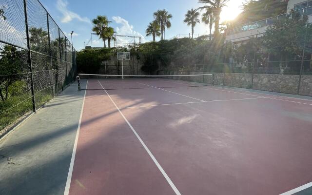 Apartaments y Morya 320 m s Balconom