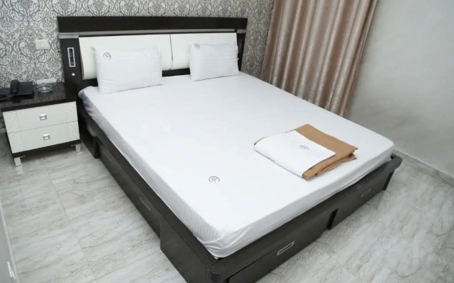 Отель Maya Yerevan