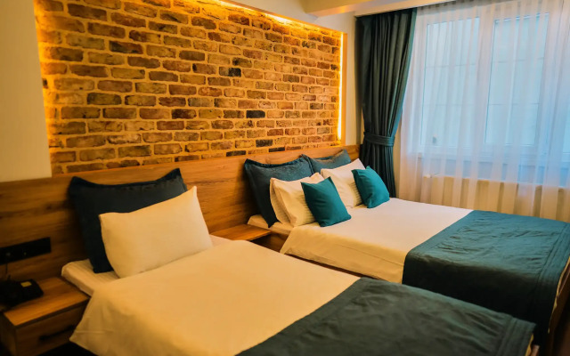 Santa Lucia Hotel