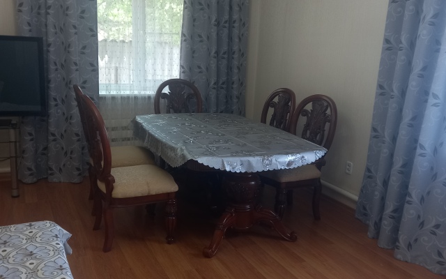 Semeyny Guest House