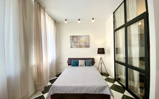 S Kaminom I Vannoy Apartments