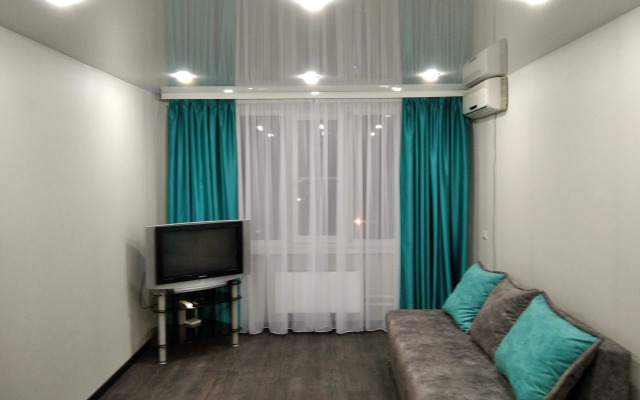 Uyutnaya Odnushka Lenina 120 Flat