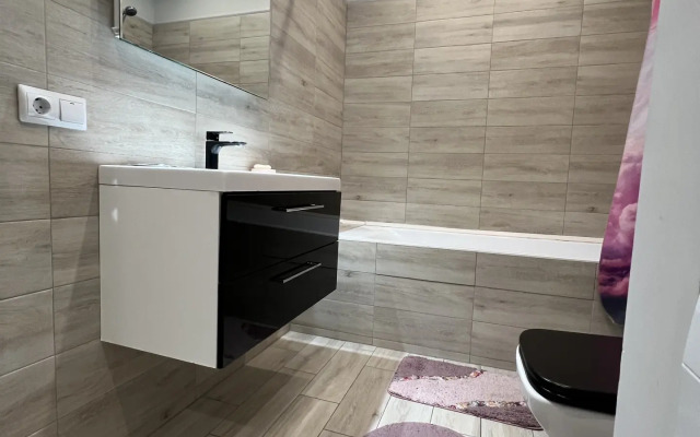 V Novom Rayone Vostok Flat