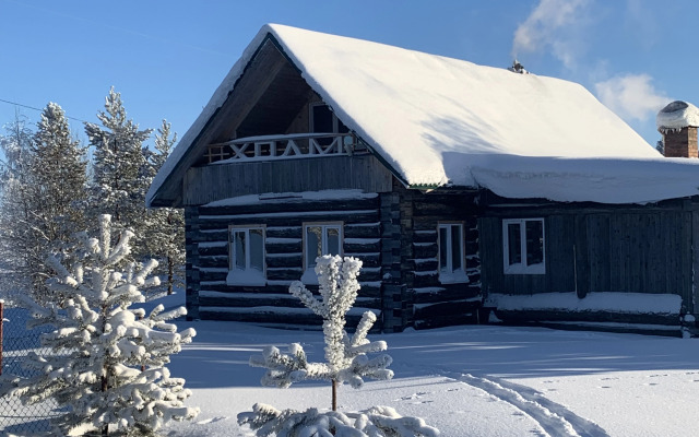 Kholm Arkhangelskaya Oblast Pinezhskiy Rayon P. Kholm Private house