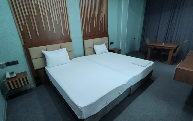 Corniche Baku White City Hotel