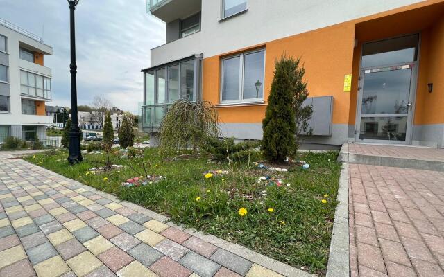 Апартаменты двухкомнатные у моря Family Apartments