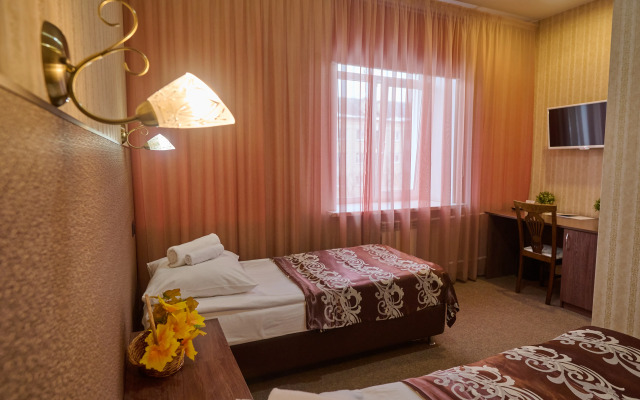 Zima Hotel