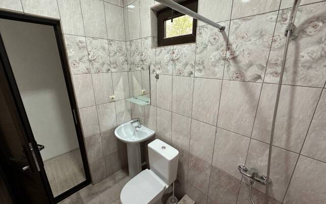 Novy Afon Guest house