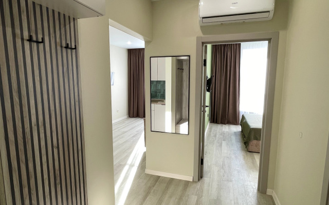 1+ V Tikhom Sovremennom ZHK Verno Flat
