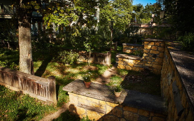 Отель Art-Hotel Chalet Apartments