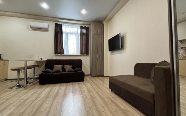 Zhk poseydon 657 Mamayka Studiya Flat