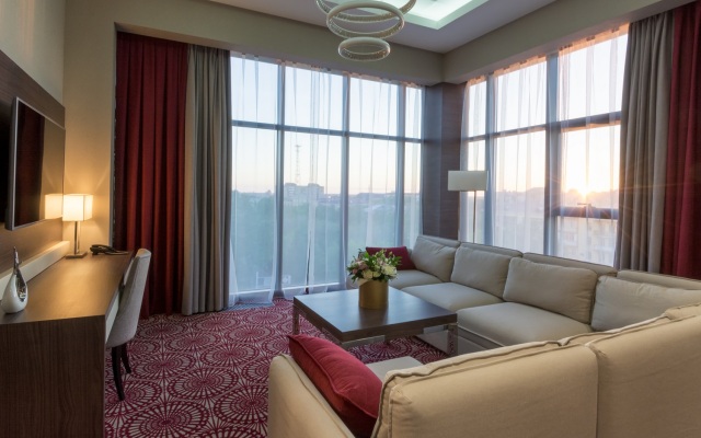 Hotel Senator