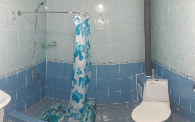Kristall Guest House