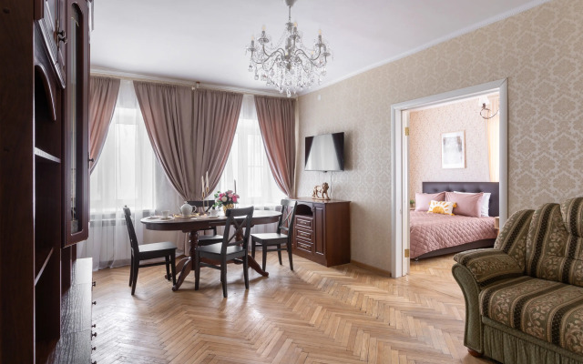 Prudius Apart trekhkomnatnye v centre Kronshtadta Apartments