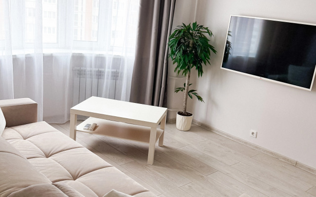 Апартаменты Просторная квартира Новомарьинская