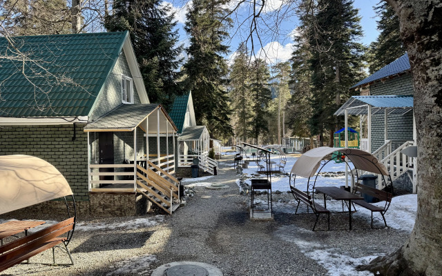 Usadba Arhiz Hotel