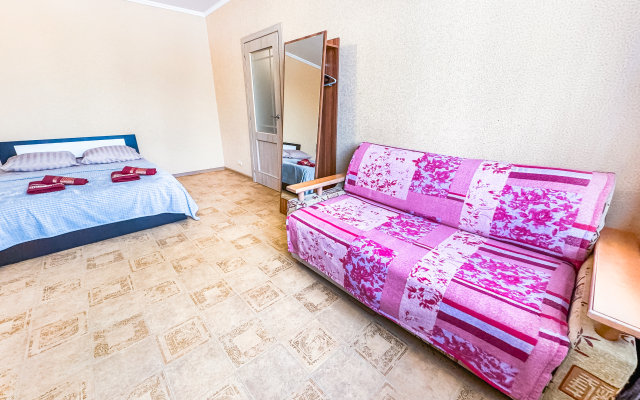 S zaseleniyem Lutshiy servis Posutochno50 Apartments