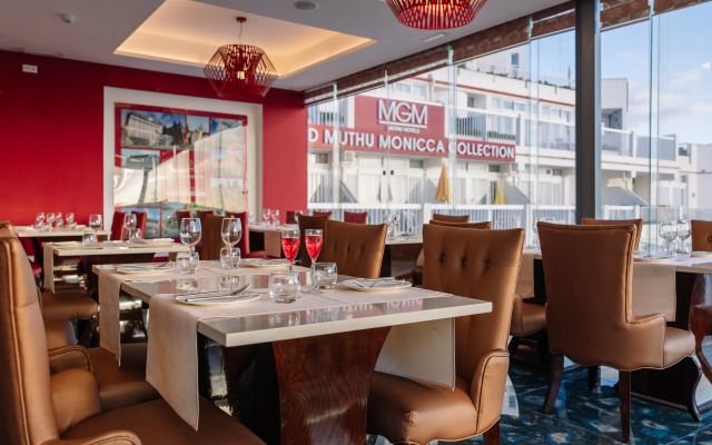 Hotel Monicca Collection Suites & Residences